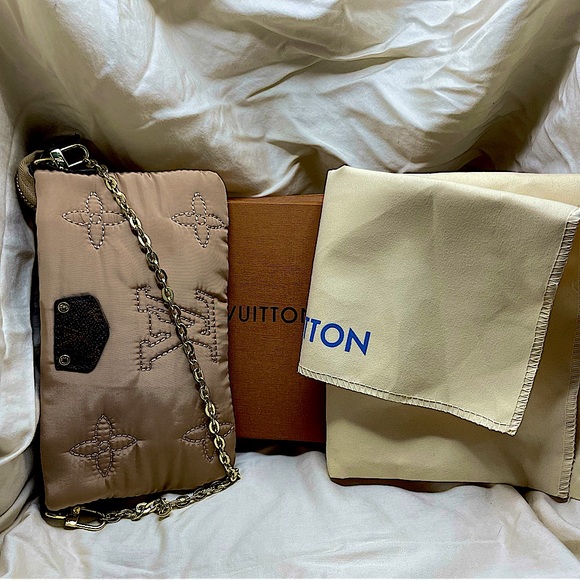 Louis Vuitton hand bag - Picture 7 of 7